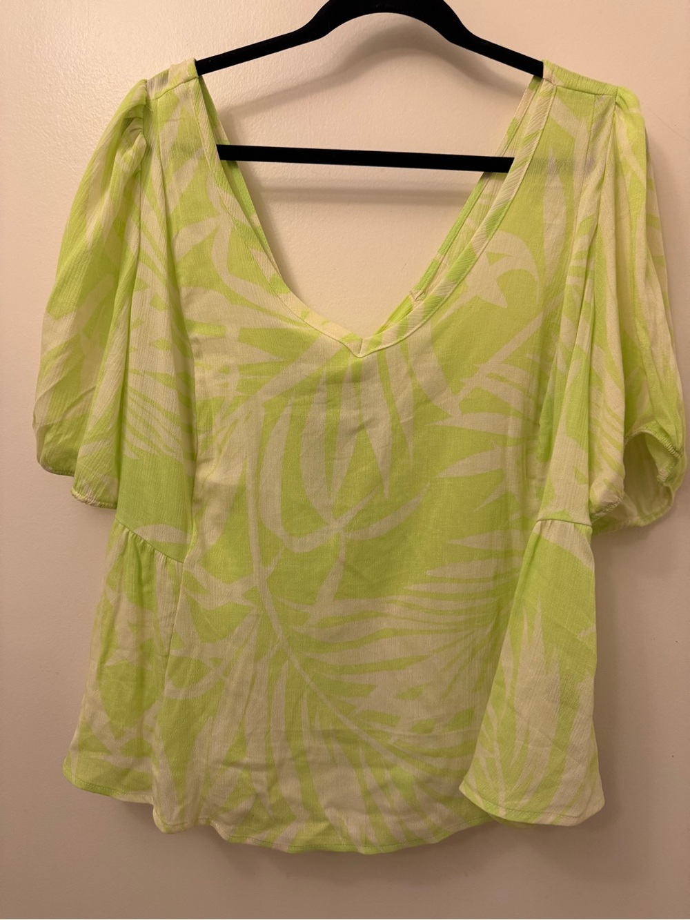 Torrid V-Neck Lightweight Top in Lime Green and White